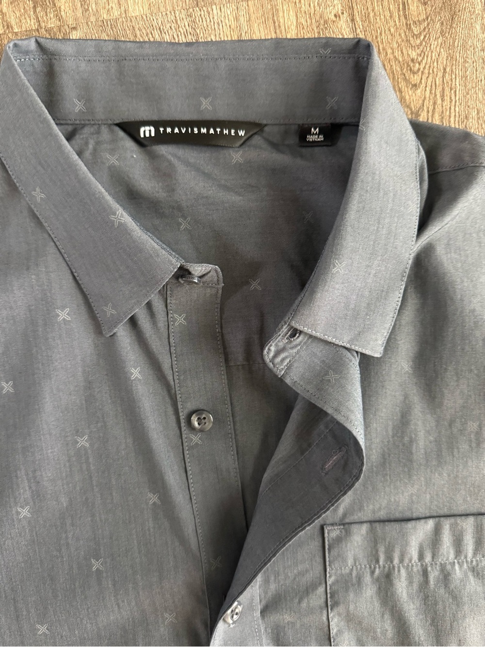 Travis Mathew button up - Picture 2 of 4